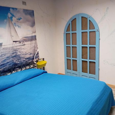 Апартаменты Attico Da Maria Польпенацце-дель-Гарда Экстерьер фото